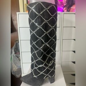 Mata Black Boots with Silver Sequin Design